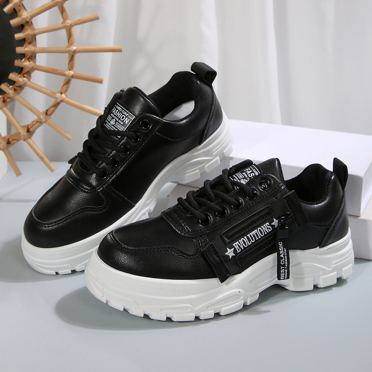 Lace-up Sports Shoes With Side-Zipper Design Fashion Thick-soled Round-toe Casual Shoes For Women Sneakers.