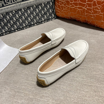 Flat bottomed bean shoes.
