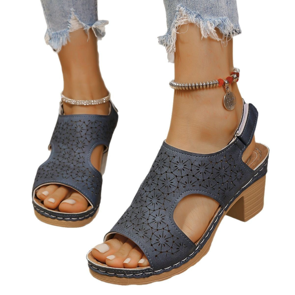 Voltaire – Élan vertical, silhouette aérée - Gena Campbell