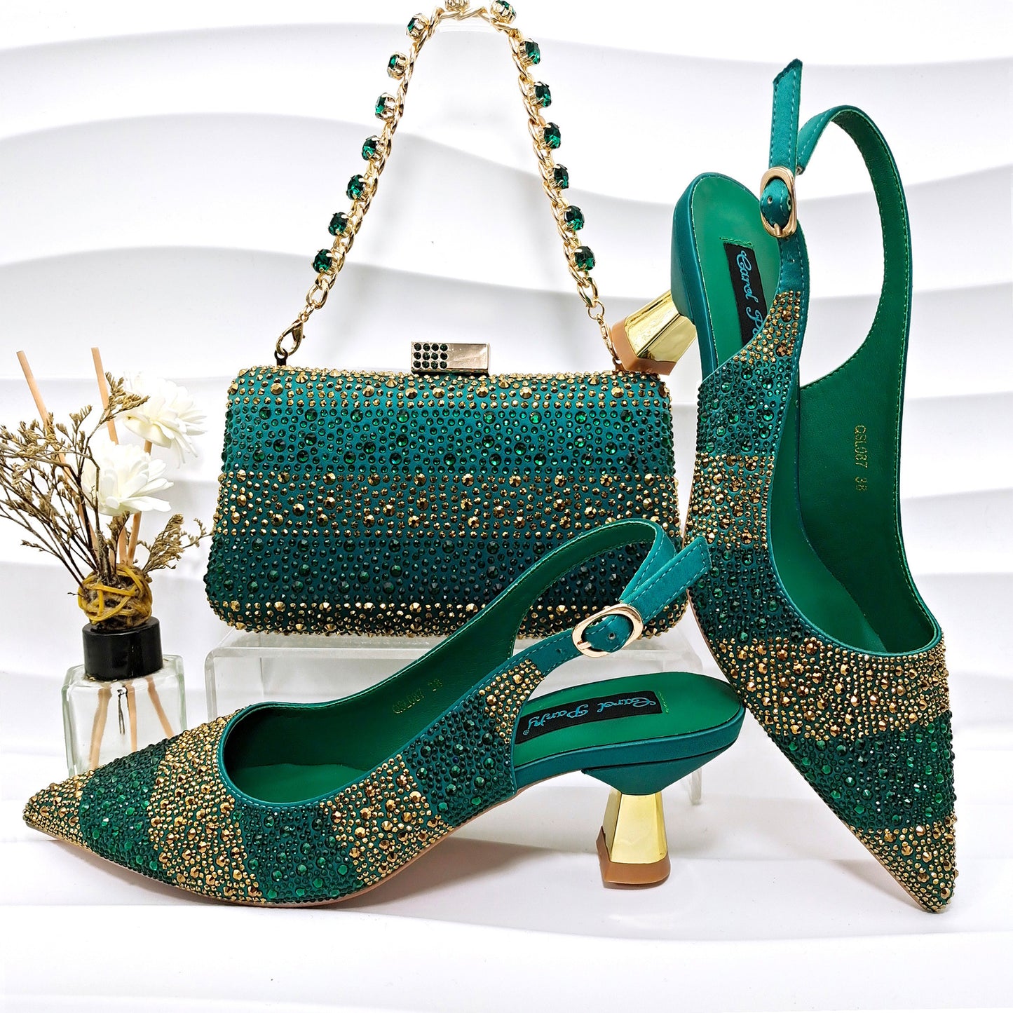 Palais Royal – Talon raffiné & sac bijou pour soirée affirmée - Gena Campbell