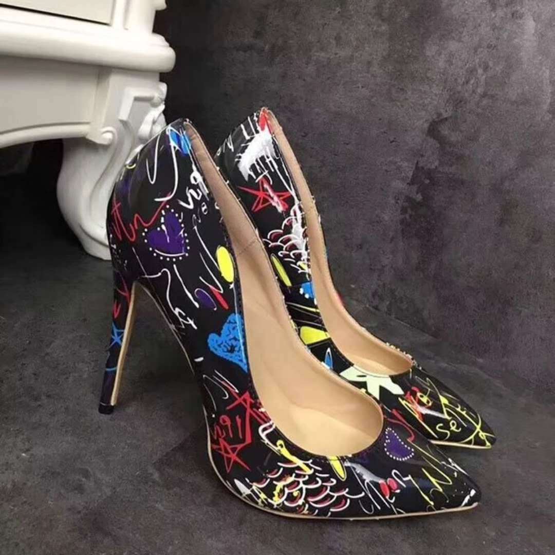 Sexy women high heels pumps.