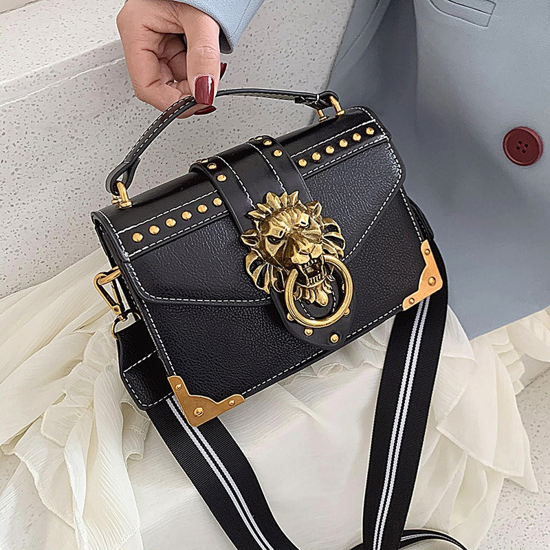 Retro PU handbag single shoulder crossbody small square bag crossbody bag.
