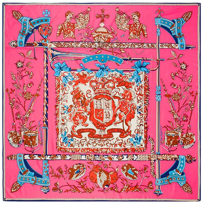 <img src="https://genacampbell.fr/images/bandana-echarpe-hiver.jpg" alt="Le Pont Alexandre III · Foulard cape carré en satin twill · Création Gena Campbell · Coupe enveloppante 130×130 cm · Style bohème chic · Bleu intense, rose blush, orange solaire ou beige doux">
