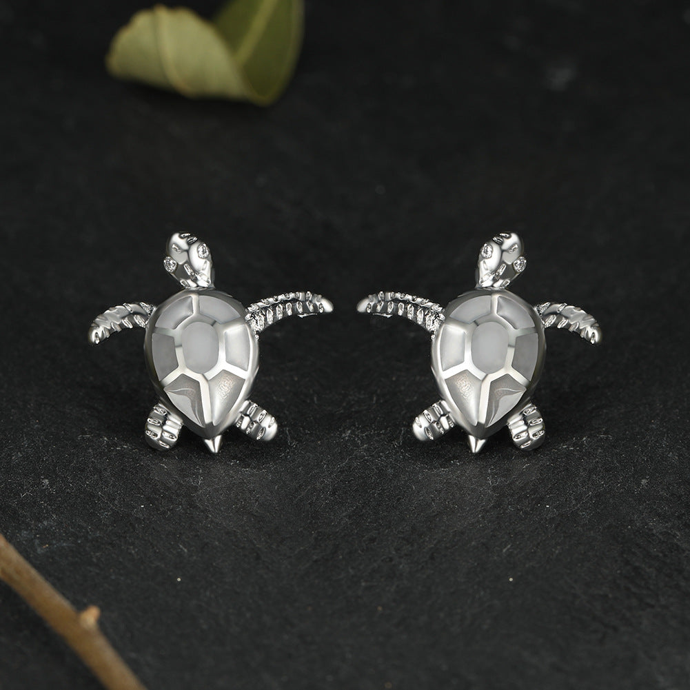 Michel-Ange – Clou tortue, détail marin stylisé - Gena Campbell