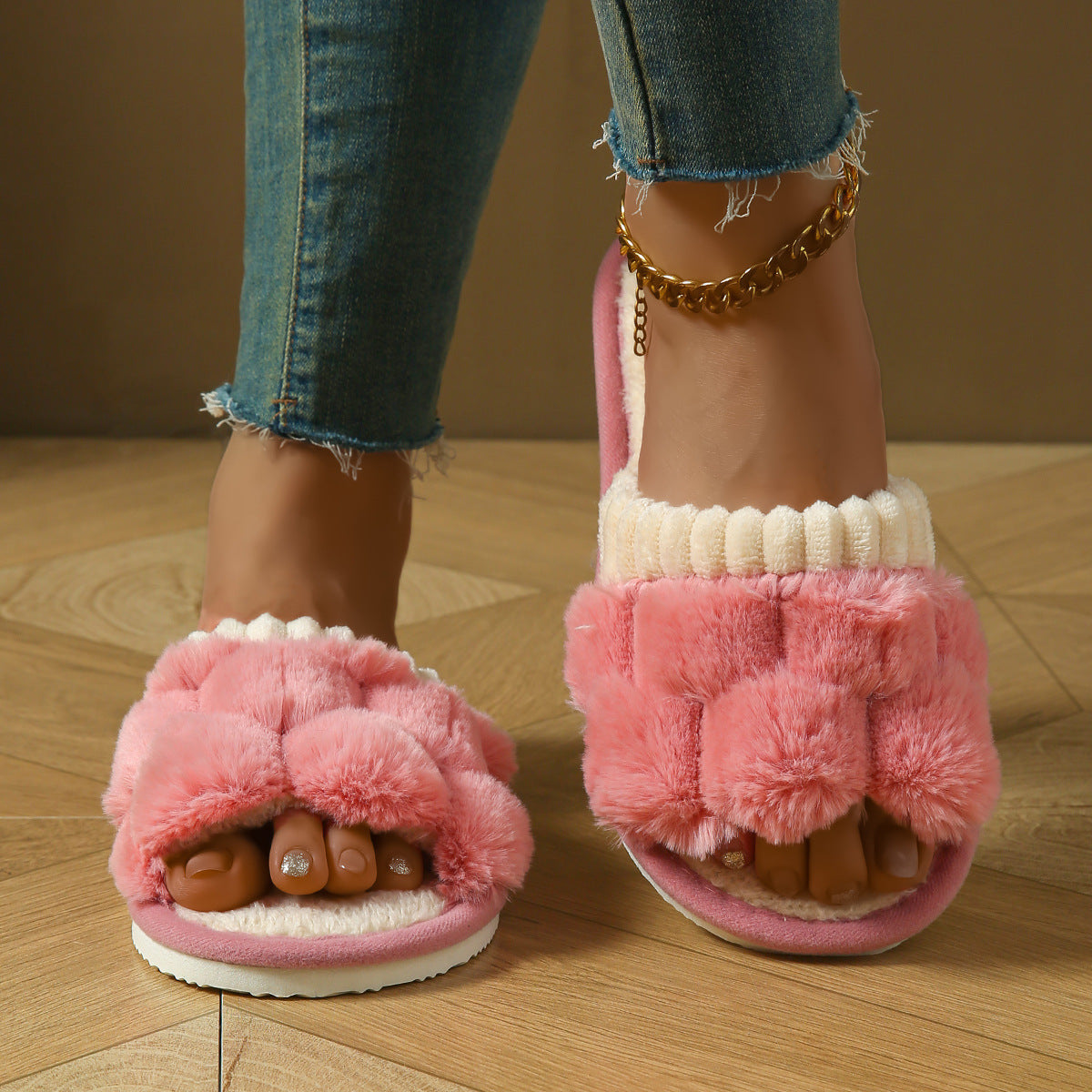Mademoiselle – Chaussons peluche à nœud & douceur visible - Gena Campbell