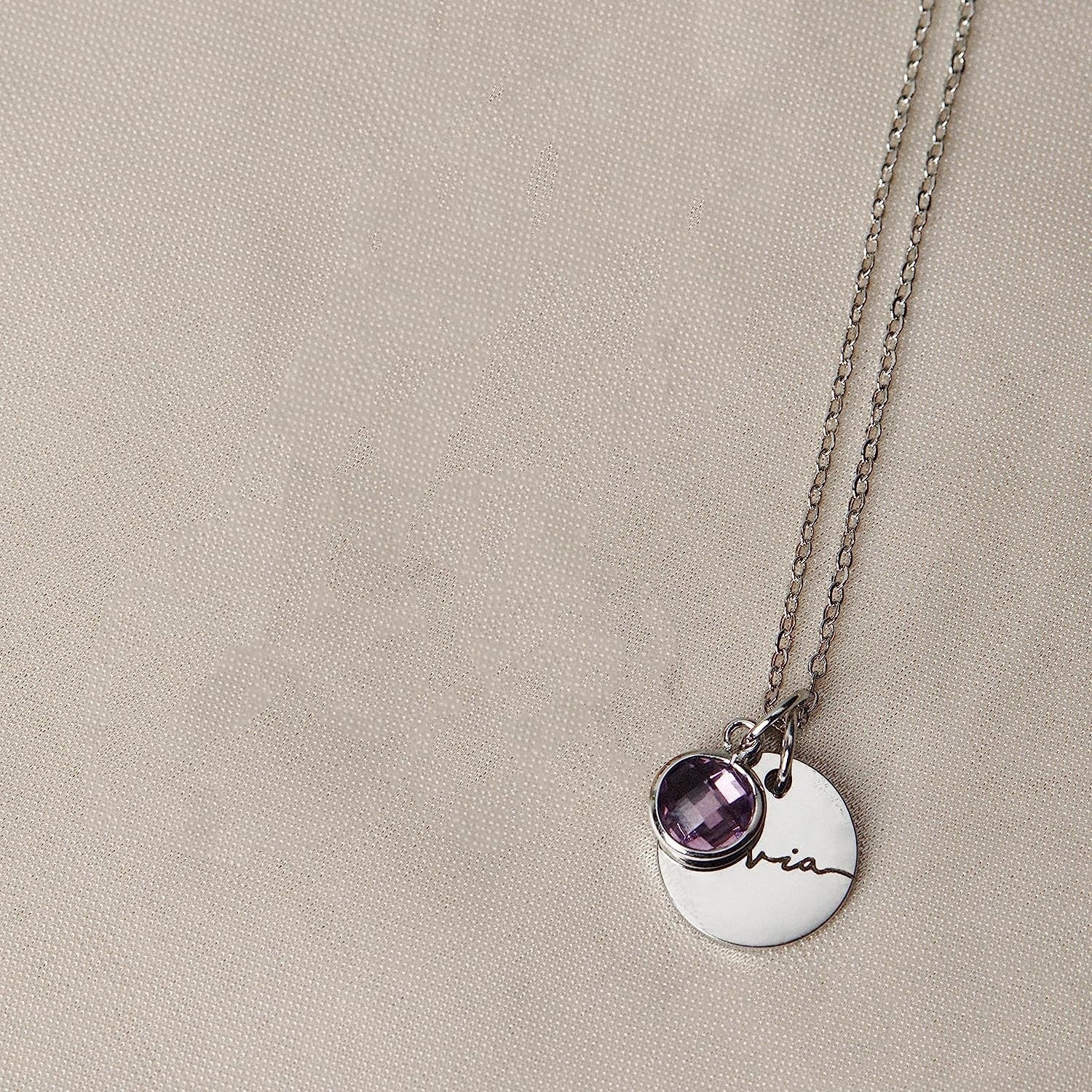 Cavé – Pendentifs personnalisés empilables & pierre de naissance - Gena Campbell