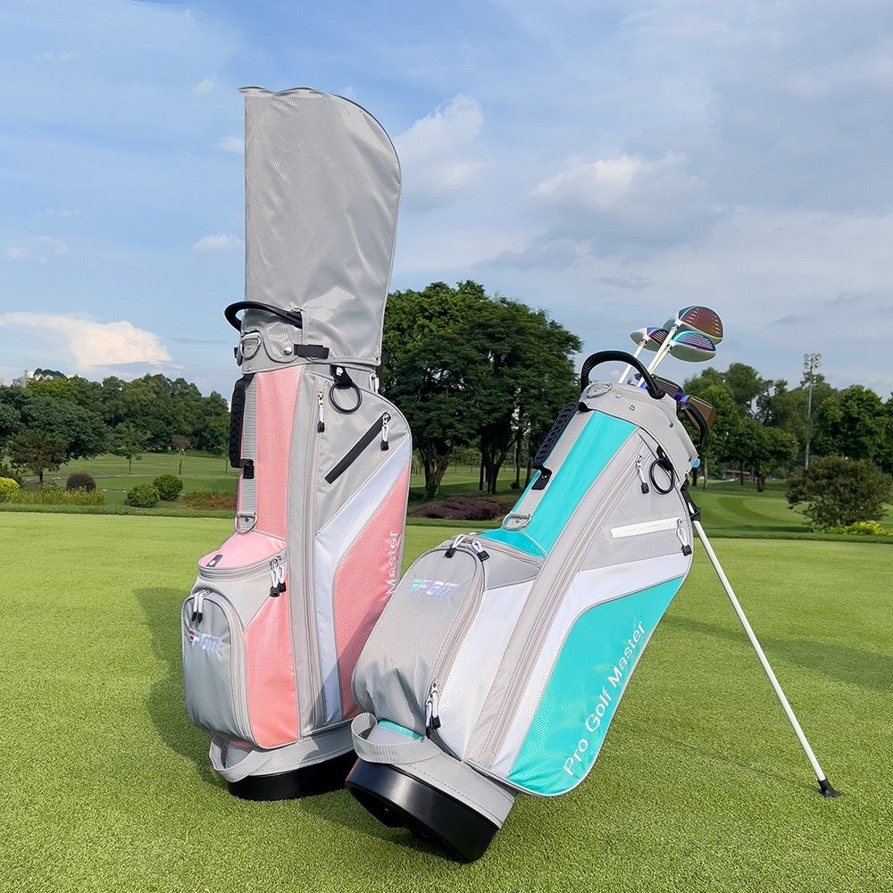 <img src="pgm-golf-bag-gray-pink.jpg" alt="Sac de golf PGM léger, couleur gris/rose, avec support et rangement pour balles">
<img src="pgm-golf-bag-gray-green.jpg" alt="Sac de golf PGM robuste, couleur gris/vert, conçu pour les amateurs et professionnels">
<img src="pgm-golf-bag-folded.jpg" alt="Sac de golf PGM pliable, compact et facile à transporter sur le parcours">
<img src="pgm-golf-bag-backpack.jpg" alt="Sac de golf PGM convertible en sac à dos, idéal pour un transport pratique">
<img src="pgm-golf-ba